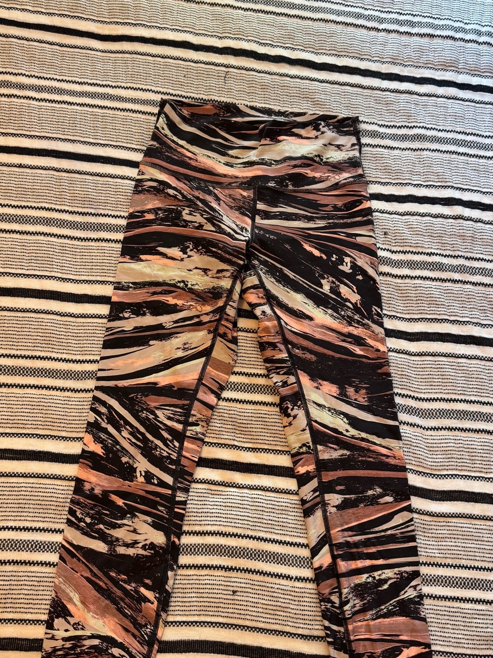lululemon athletica Swirl Print High-Rise Leggings in Black, Peach, Cream